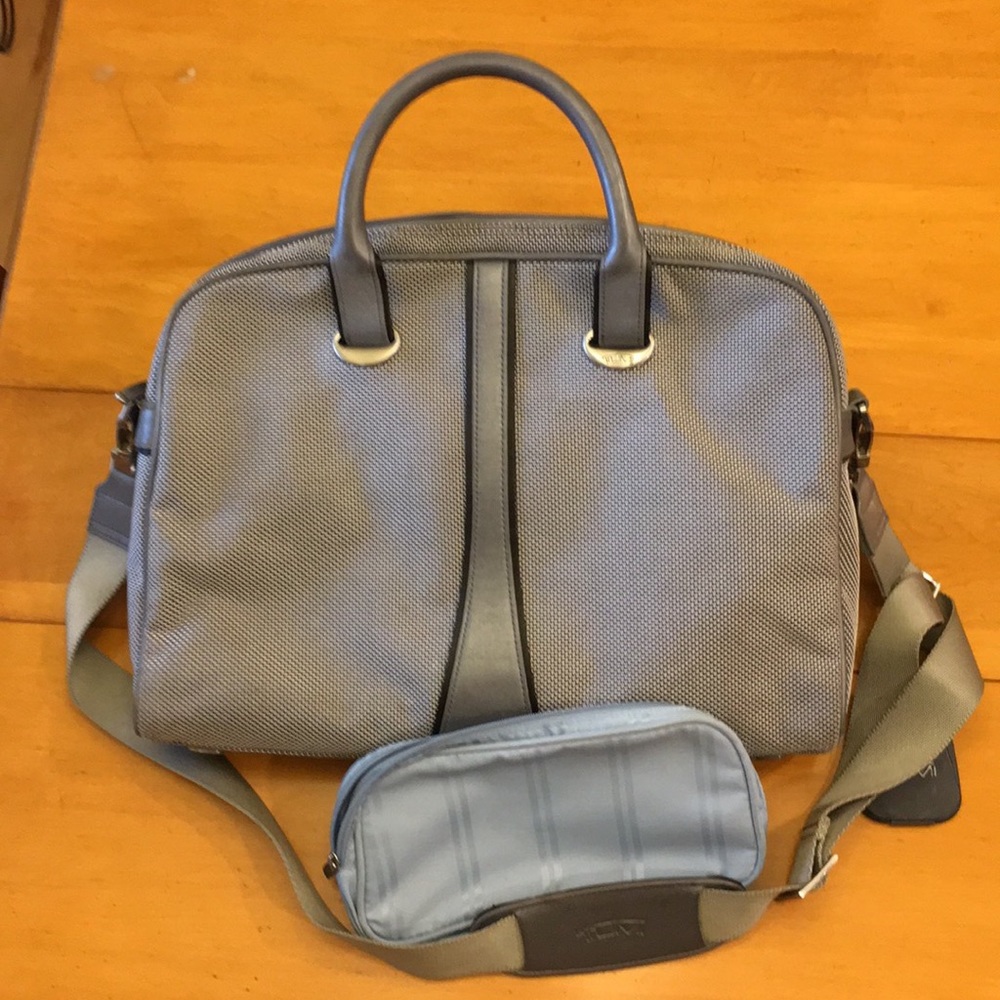 Tumi laptop/messenger bag